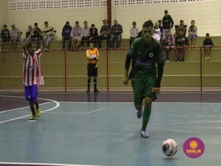 
<a style='margin-left: 5px;' class='btn btn-xs btn-social btn-facebook' href='https://www.facebook.com/sharer/sharer.php?u=https://boladovale.com.br/imgs/800-800-90/conteudo/fotos/1565/img2841.jpg' rel='popup' data-width='500' data-height='400'><i class='fa fa-facebook'></i>Compartilhar <span class='hidden-xs'>no Facebook</span>
</a> 
<a class='btn btn-default btn-xs' target='_blank' href='imgs/800-800-90/conteudo/fotos/1565/img2841.jpg'>
<span class='glyphicon glyphicon-cloud-download'></span> Salvar
</a> 
<span></span>