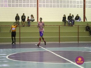 
<a style='margin-left: 5px;' class='btn btn-xs btn-social btn-facebook' href='https://www.facebook.com/sharer/sharer.php?u=https://boladovale.com.br/imgs/800-800-90/conteudo/fotos/1565/img2855.jpg' rel='popup' data-width='500' data-height='400'><i class='fa fa-facebook'></i>Compartilhar <span class='hidden-xs'>no Facebook</span>
</a> 
<a class='btn btn-default btn-xs' target='_blank' href='imgs/800-800-90/conteudo/fotos/1565/img2855.jpg'>
<span class='glyphicon glyphicon-cloud-download'></span> Salvar
</a> 
<span></span>