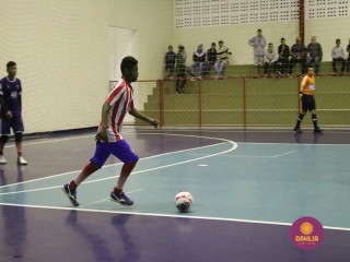 
<a style='margin-left: 5px;' class='btn btn-xs btn-social btn-facebook' href='https://www.facebook.com/sharer/sharer.php?u=https://boladovale.com.br/imgs/800-800-90/conteudo/fotos/1565/img2874.jpg' rel='popup' data-width='500' data-height='400'><i class='fa fa-facebook'></i>Compartilhar <span class='hidden-xs'>no Facebook</span>
</a> 
<a class='btn btn-default btn-xs' target='_blank' href='imgs/800-800-90/conteudo/fotos/1565/img2874.jpg'>
<span class='glyphicon glyphicon-cloud-download'></span> Salvar
</a> 
<span></span>