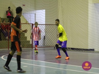 
<a style='margin-left: 5px;' class='btn btn-xs btn-social btn-facebook' href='https://www.facebook.com/sharer/sharer.php?u=https://boladovale.com.br/imgs/800-800-90/conteudo/fotos/1566/img3020.jpg' rel='popup' data-width='500' data-height='400'><i class='fa fa-facebook'></i>Compartilhar <span class='hidden-xs'>no Facebook</span>
</a> 
<a class='btn btn-default btn-xs' target='_blank' href='imgs/800-800-90/conteudo/fotos/1566/img3020.jpg'>
<span class='glyphicon glyphicon-cloud-download'></span> Salvar
</a> 
<span></span>