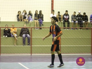 
<a style='margin-left: 5px;' class='btn btn-xs btn-social btn-facebook' href='https://www.facebook.com/sharer/sharer.php?u=https://boladovale.com.br/imgs/800-800-90/conteudo/fotos/1566/img3038.jpg' rel='popup' data-width='500' data-height='400'><i class='fa fa-facebook'></i>Compartilhar <span class='hidden-xs'>no Facebook</span>
</a> 
<a class='btn btn-default btn-xs' target='_blank' href='imgs/800-800-90/conteudo/fotos/1566/img3038.jpg'>
<span class='glyphicon glyphicon-cloud-download'></span> Salvar
</a> 
<span></span>