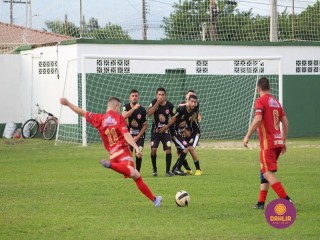 
<a style='margin-left: 5px;' class='btn btn-xs btn-social btn-facebook' href='https://www.facebook.com/sharer/sharer.php?u=https://boladovale.com.br/imgs/800-800-90/conteudo/fotos/1574/img8308.jpg' rel='popup' data-width='500' data-height='400'><i class='fa fa-facebook'></i>Compartilhar <span class='hidden-xs'>no Facebook</span>
</a> 
<a class='btn btn-default btn-xs' target='_blank' href='imgs/800-800-90/conteudo/fotos/1574/img8308.jpg'>
<span class='glyphicon glyphicon-cloud-download'></span> Salvar
</a> 
<span></span>