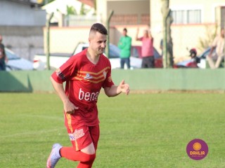 
<a style='margin-left: 5px;' class='btn btn-xs btn-social btn-facebook' href='https://www.facebook.com/sharer/sharer.php?u=https://boladovale.com.br/imgs/800-800-90/conteudo/fotos/1574/img8312.jpg' rel='popup' data-width='500' data-height='400'><i class='fa fa-facebook'></i>Compartilhar <span class='hidden-xs'>no Facebook</span>
</a> 
<a class='btn btn-default btn-xs' target='_blank' href='imgs/800-800-90/conteudo/fotos/1574/img8312.jpg'>
<span class='glyphicon glyphicon-cloud-download'></span> Salvar
</a> 
<span></span>