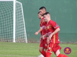 
<a style='margin-left: 5px;' class='btn btn-xs btn-social btn-facebook' href='https://www.facebook.com/sharer/sharer.php?u=https://boladovale.com.br/imgs/800-800-90/conteudo/fotos/1574/img8320.jpg' rel='popup' data-width='500' data-height='400'><i class='fa fa-facebook'></i>Compartilhar <span class='hidden-xs'>no Facebook</span>
</a> 
<a class='btn btn-default btn-xs' target='_blank' href='imgs/800-800-90/conteudo/fotos/1574/img8320.jpg'>
<span class='glyphicon glyphicon-cloud-download'></span> Salvar
</a> 
<span></span>