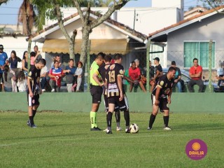 
<a style='margin-left: 5px;' class='btn btn-xs btn-social btn-facebook' href='https://www.facebook.com/sharer/sharer.php?u=https://boladovale.com.br/imgs/800-800-90/conteudo/fotos/1574/img8331.jpg' rel='popup' data-width='500' data-height='400'><i class='fa fa-facebook'></i>Compartilhar <span class='hidden-xs'>no Facebook</span>
</a> 
<a class='btn btn-default btn-xs' target='_blank' href='imgs/800-800-90/conteudo/fotos/1574/img8331.jpg'>
<span class='glyphicon glyphicon-cloud-download'></span> Salvar
</a> 
<span></span>