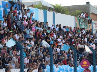 
<a style='margin-left: 5px;' class='btn btn-xs btn-social btn-facebook' href='https://www.facebook.com/sharer/sharer.php?u=https://boladovale.com.br/imgs/800-800-90/conteudo/fotos/1576/img4366.jpg' rel='popup' data-width='500' data-height='400'><i class='fa fa-facebook'></i>Compartilhar <span class='hidden-xs'>no Facebook</span>
</a> 
<a class='btn btn-default btn-xs' target='_blank' href='imgs/800-800-90/conteudo/fotos/1576/img4366.jpg'>
<span class='glyphicon glyphicon-cloud-download'></span> Salvar
</a> 
<span></span>