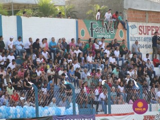 
<a style='margin-left: 5px;' class='btn btn-xs btn-social btn-facebook' href='https://www.facebook.com/sharer/sharer.php?u=https://boladovale.com.br/imgs/800-800-90/conteudo/fotos/1576/img4393.jpg' rel='popup' data-width='500' data-height='400'><i class='fa fa-facebook'></i>Compartilhar <span class='hidden-xs'>no Facebook</span>
</a> 
<a class='btn btn-default btn-xs' target='_blank' href='imgs/800-800-90/conteudo/fotos/1576/img4393.jpg'>
<span class='glyphicon glyphicon-cloud-download'></span> Salvar
</a> 
<span></span>