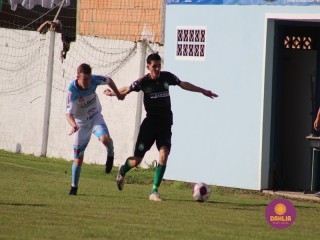 
<a style='margin-left: 5px;' class='btn btn-xs btn-social btn-facebook' href='https://www.facebook.com/sharer/sharer.php?u=https://boladovale.com.br/imgs/800-800-90/conteudo/fotos/1576/img4400.jpg' rel='popup' data-width='500' data-height='400'><i class='fa fa-facebook'></i>Compartilhar <span class='hidden-xs'>no Facebook</span>
</a> 
<a class='btn btn-default btn-xs' target='_blank' href='imgs/800-800-90/conteudo/fotos/1576/img4400.jpg'>
<span class='glyphicon glyphicon-cloud-download'></span> Salvar
</a> 
<span></span>