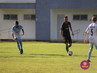 
<a style='margin-left: 5px;' class='btn btn-xs btn-social btn-facebook' href='https://www.facebook.com/sharer/sharer.php?u=https://boladovale.com.br/imgs/800-800-90/conteudo/fotos/1576/img4418.jpg' rel='popup' data-width='500' data-height='400'><i class='fa fa-facebook'></i>Compartilhar <span class='hidden-xs'>no Facebook</span>
</a> 
<a class='btn btn-default btn-xs' target='_blank' href='imgs/800-800-90/conteudo/fotos/1576/img4418.jpg'>
<span class='glyphicon glyphicon-cloud-download'></span> Salvar
</a> 
<span></span>