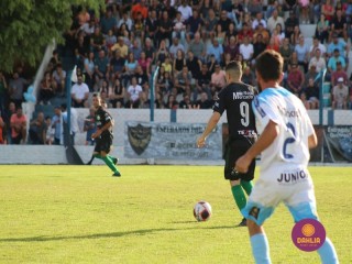 
<a style='margin-left: 5px;' class='btn btn-xs btn-social btn-facebook' href='https://www.facebook.com/sharer/sharer.php?u=https://boladovale.com.br/imgs/800-800-90/conteudo/fotos/1576/img4431.jpg' rel='popup' data-width='500' data-height='400'><i class='fa fa-facebook'></i>Compartilhar <span class='hidden-xs'>no Facebook</span>
</a> 
<a class='btn btn-default btn-xs' target='_blank' href='imgs/800-800-90/conteudo/fotos/1576/img4431.jpg'>
<span class='glyphicon glyphicon-cloud-download'></span> Salvar
</a> 
<span></span>