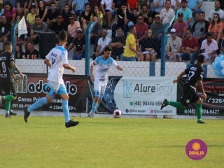 
<a style='margin-left: 5px;' class='btn btn-xs btn-social btn-facebook' href='https://www.facebook.com/sharer/sharer.php?u=https://boladovale.com.br/imgs/800-800-90/conteudo/fotos/1576/img4455.jpg' rel='popup' data-width='500' data-height='400'><i class='fa fa-facebook'></i>Compartilhar <span class='hidden-xs'>no Facebook</span>
</a> 
<a class='btn btn-default btn-xs' target='_blank' href='imgs/800-800-90/conteudo/fotos/1576/img4455.jpg'>
<span class='glyphicon glyphicon-cloud-download'></span> Salvar
</a> 
<span></span>