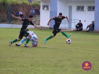 
<a style='margin-left: 5px;' class='btn btn-xs btn-social btn-facebook' href='https://www.facebook.com/sharer/sharer.php?u=https://boladovale.com.br/imgs/800-800-90/conteudo/fotos/1576/img4498.jpg' rel='popup' data-width='500' data-height='400'><i class='fa fa-facebook'></i>Compartilhar <span class='hidden-xs'>no Facebook</span>
</a> 
<a class='btn btn-default btn-xs' target='_blank' href='imgs/800-800-90/conteudo/fotos/1576/img4498.jpg'>
<span class='glyphicon glyphicon-cloud-download'></span> Salvar
</a> 
<span></span>