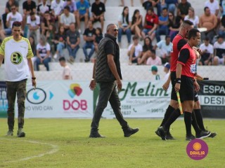 
<a style='margin-left: 5px;' class='btn btn-xs btn-social btn-facebook' href='https://www.facebook.com/sharer/sharer.php?u=https://boladovale.com.br/imgs/800-800-90/conteudo/fotos/1576/img4538.jpg' rel='popup' data-width='500' data-height='400'><i class='fa fa-facebook'></i>Compartilhar <span class='hidden-xs'>no Facebook</span>
</a> 
<a class='btn btn-default btn-xs' target='_blank' href='imgs/800-800-90/conteudo/fotos/1576/img4538.jpg'>
<span class='glyphicon glyphicon-cloud-download'></span> Salvar
</a> 
<span></span>