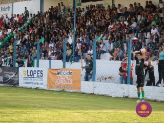 
<a style='margin-left: 5px;' class='btn btn-xs btn-social btn-facebook' href='https://www.facebook.com/sharer/sharer.php?u=https://boladovale.com.br/imgs/800-800-90/conteudo/fotos/1576/img4586.jpg' rel='popup' data-width='500' data-height='400'><i class='fa fa-facebook'></i>Compartilhar <span class='hidden-xs'>no Facebook</span>
</a> 
<a class='btn btn-default btn-xs' target='_blank' href='imgs/800-800-90/conteudo/fotos/1576/img4586.jpg'>
<span class='glyphicon glyphicon-cloud-download'></span> Salvar
</a> 
<span></span>