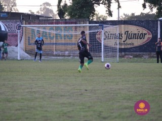 
<a style='margin-left: 5px;' class='btn btn-xs btn-social btn-facebook' href='https://www.facebook.com/sharer/sharer.php?u=https://boladovale.com.br/imgs/800-800-90/conteudo/fotos/1576/img4674.jpg' rel='popup' data-width='500' data-height='400'><i class='fa fa-facebook'></i>Compartilhar <span class='hidden-xs'>no Facebook</span>
</a> 
<a class='btn btn-default btn-xs' target='_blank' href='imgs/800-800-90/conteudo/fotos/1576/img4674.jpg'>
<span class='glyphicon glyphicon-cloud-download'></span> Salvar
</a> 
<span></span>