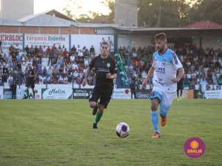 
<a style='margin-left: 5px;' class='btn btn-xs btn-social btn-facebook' href='https://www.facebook.com/sharer/sharer.php?u=https://boladovale.com.br/imgs/800-800-90/conteudo/fotos/1576/img4681.jpg' rel='popup' data-width='500' data-height='400'><i class='fa fa-facebook'></i>Compartilhar <span class='hidden-xs'>no Facebook</span>
</a> 
<a class='btn btn-default btn-xs' target='_blank' href='imgs/800-800-90/conteudo/fotos/1576/img4681.jpg'>
<span class='glyphicon glyphicon-cloud-download'></span> Salvar
</a> 
<span></span>