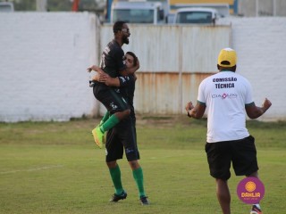 
<a style='margin-left: 5px;' class='btn btn-xs btn-social btn-facebook' href='https://www.facebook.com/sharer/sharer.php?u=https://boladovale.com.br/imgs/800-800-90/conteudo/fotos/1576/img4699.jpg' rel='popup' data-width='500' data-height='400'><i class='fa fa-facebook'></i>Compartilhar <span class='hidden-xs'>no Facebook</span>
</a> 
<a class='btn btn-default btn-xs' target='_blank' href='imgs/800-800-90/conteudo/fotos/1576/img4699.jpg'>
<span class='glyphicon glyphicon-cloud-download'></span> Salvar
</a> 
<span></span>