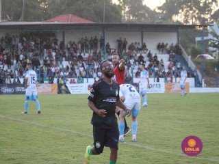 
<a style='margin-left: 5px;' class='btn btn-xs btn-social btn-facebook' href='https://www.facebook.com/sharer/sharer.php?u=https://boladovale.com.br/imgs/800-800-90/conteudo/fotos/1576/img4721.jpg' rel='popup' data-width='500' data-height='400'><i class='fa fa-facebook'></i>Compartilhar <span class='hidden-xs'>no Facebook</span>
</a> 
<a class='btn btn-default btn-xs' target='_blank' href='imgs/800-800-90/conteudo/fotos/1576/img4721.jpg'>
<span class='glyphicon glyphicon-cloud-download'></span> Salvar
</a> 
<span></span>