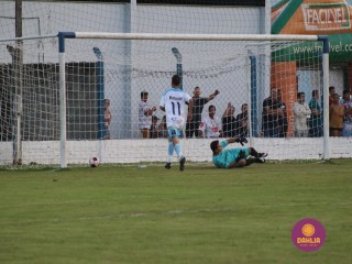 
<a style='margin-left: 5px;' class='btn btn-xs btn-social btn-facebook' href='https://www.facebook.com/sharer/sharer.php?u=https://boladovale.com.br/imgs/800-800-90/conteudo/fotos/1576/img4725.jpg' rel='popup' data-width='500' data-height='400'><i class='fa fa-facebook'></i>Compartilhar <span class='hidden-xs'>no Facebook</span>
</a> 
<a class='btn btn-default btn-xs' target='_blank' href='imgs/800-800-90/conteudo/fotos/1576/img4725.jpg'>
<span class='glyphicon glyphicon-cloud-download'></span> Salvar
</a> 
<span></span>