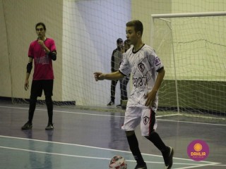
<a style='margin-left: 5px;' class='btn btn-xs btn-social btn-facebook' href='https://www.facebook.com/sharer/sharer.php?u=https://boladovale.com.br/imgs/800-800-90/conteudo/fotos/1578/img5132.jpg' rel='popup' data-width='500' data-height='400'><i class='fa fa-facebook'></i>Compartilhar <span class='hidden-xs'>no Facebook</span>
</a> 
<a class='btn btn-default btn-xs' target='_blank' href='imgs/800-800-90/conteudo/fotos/1578/img5132.jpg'>
<span class='glyphicon glyphicon-cloud-download'></span> Salvar
</a> 
<span></span>