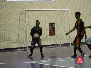 
<a style='margin-left: 5px;' class='btn btn-xs btn-social btn-facebook' href='https://www.facebook.com/sharer/sharer.php?u=https://boladovale.com.br/imgs/800-800-90/conteudo/fotos/1579/img5246.jpg' rel='popup' data-width='500' data-height='400'><i class='fa fa-facebook'></i>Compartilhar <span class='hidden-xs'>no Facebook</span>
</a> 
<a class='btn btn-default btn-xs' target='_blank' href='imgs/800-800-90/conteudo/fotos/1579/img5246.jpg'>
<span class='glyphicon glyphicon-cloud-download'></span> Salvar
</a> 
<span></span>