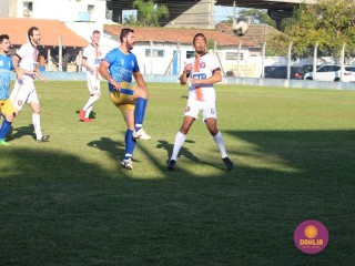 
<a style='margin-left: 5px;' class='btn btn-xs btn-social btn-facebook' href='https://www.facebook.com/sharer/sharer.php?u=https://boladovale.com.br/imgs/800-800-90/conteudo/fotos/1581/img8855.jpg' rel='popup' data-width='500' data-height='400'><i class='fa fa-facebook'></i>Compartilhar <span class='hidden-xs'>no Facebook</span>
</a> 
<a class='btn btn-default btn-xs' target='_blank' href='imgs/800-800-90/conteudo/fotos/1581/img8855.jpg'>
<span class='glyphicon glyphicon-cloud-download'></span> Salvar
</a> 
<span></span>