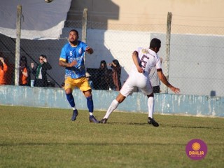 
<a style='margin-left: 5px;' class='btn btn-xs btn-social btn-facebook' href='https://www.facebook.com/sharer/sharer.php?u=https://boladovale.com.br/imgs/800-800-90/conteudo/fotos/1581/img8871.jpg' rel='popup' data-width='500' data-height='400'><i class='fa fa-facebook'></i>Compartilhar <span class='hidden-xs'>no Facebook</span>
</a> 
<a class='btn btn-default btn-xs' target='_blank' href='imgs/800-800-90/conteudo/fotos/1581/img8871.jpg'>
<span class='glyphicon glyphicon-cloud-download'></span> Salvar
</a> 
<span></span>