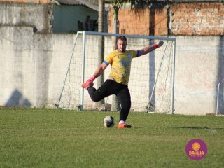 
<a style='margin-left: 5px;' class='btn btn-xs btn-social btn-facebook' href='https://www.facebook.com/sharer/sharer.php?u=https://boladovale.com.br/imgs/800-800-90/conteudo/fotos/1581/img8874.jpg' rel='popup' data-width='500' data-height='400'><i class='fa fa-facebook'></i>Compartilhar <span class='hidden-xs'>no Facebook</span>
</a> 
<a class='btn btn-default btn-xs' target='_blank' href='imgs/800-800-90/conteudo/fotos/1581/img8874.jpg'>
<span class='glyphicon glyphicon-cloud-download'></span> Salvar
</a> 
<span></span>