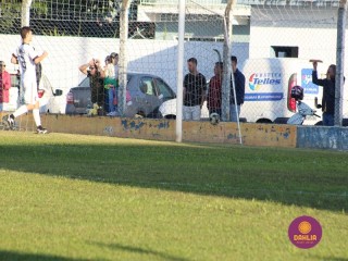 
<a style='margin-left: 5px;' class='btn btn-xs btn-social btn-facebook' href='https://www.facebook.com/sharer/sharer.php?u=https://boladovale.com.br/imgs/800-800-90/conteudo/fotos/1581/img8909.jpg' rel='popup' data-width='500' data-height='400'><i class='fa fa-facebook'></i>Compartilhar <span class='hidden-xs'>no Facebook</span>
</a> 
<a class='btn btn-default btn-xs' target='_blank' href='imgs/800-800-90/conteudo/fotos/1581/img8909.jpg'>
<span class='glyphicon glyphicon-cloud-download'></span> Salvar
</a> 
<span></span>