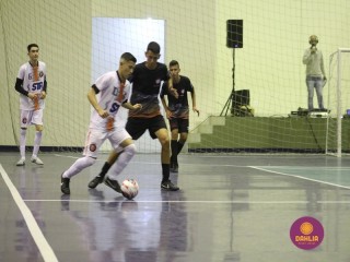 
<a style='margin-left: 5px;' class='btn btn-xs btn-social btn-facebook' href='https://www.facebook.com/sharer/sharer.php?u=https://boladovale.com.br/imgs/800-800-90/conteudo/fotos/1586/img6067.jpg' rel='popup' data-width='500' data-height='400'><i class='fa fa-facebook'></i>Compartilhar <span class='hidden-xs'>no Facebook</span>
</a> 
<a class='btn btn-default btn-xs' target='_blank' href='imgs/800-800-90/conteudo/fotos/1586/img6067.jpg'>
<span class='glyphicon glyphicon-cloud-download'></span> Salvar
</a> 
<span></span>