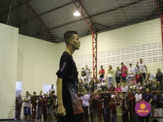 
<a style='margin-left: 5px;' class='btn btn-xs btn-social btn-facebook' href='https://www.facebook.com/sharer/sharer.php?u=https://boladovale.com.br/imgs/800-800-90/conteudo/fotos/1586/img6174.jpg' rel='popup' data-width='500' data-height='400'><i class='fa fa-facebook'></i>Compartilhar <span class='hidden-xs'>no Facebook</span>
</a> 
<a class='btn btn-default btn-xs' target='_blank' href='imgs/800-800-90/conteudo/fotos/1586/img6174.jpg'>
<span class='glyphicon glyphicon-cloud-download'></span> Salvar
</a> 
<span></span>