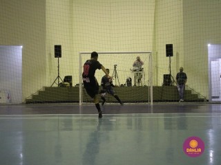 
<a style='margin-left: 5px;' class='btn btn-xs btn-social btn-facebook' href='https://www.facebook.com/sharer/sharer.php?u=https://boladovale.com.br/imgs/800-800-90/conteudo/fotos/1586/img6200.jpg' rel='popup' data-width='500' data-height='400'><i class='fa fa-facebook'></i>Compartilhar <span class='hidden-xs'>no Facebook</span>
</a> 
<a class='btn btn-default btn-xs' target='_blank' href='imgs/800-800-90/conteudo/fotos/1586/img6200.jpg'>
<span class='glyphicon glyphicon-cloud-download'></span> Salvar
</a> 
<span></span>
