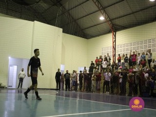 
<a style='margin-left: 5px;' class='btn btn-xs btn-social btn-facebook' href='https://www.facebook.com/sharer/sharer.php?u=https://boladovale.com.br/imgs/800-800-90/conteudo/fotos/1586/img6206.jpg' rel='popup' data-width='500' data-height='400'><i class='fa fa-facebook'></i>Compartilhar <span class='hidden-xs'>no Facebook</span>
</a> 
<a class='btn btn-default btn-xs' target='_blank' href='imgs/800-800-90/conteudo/fotos/1586/img6206.jpg'>
<span class='glyphicon glyphicon-cloud-download'></span> Salvar
</a> 
<span></span>