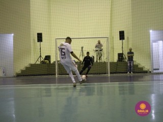 
<a style='margin-left: 5px;' class='btn btn-xs btn-social btn-facebook' href='https://www.facebook.com/sharer/sharer.php?u=https://boladovale.com.br/imgs/800-800-90/conteudo/fotos/1586/img6233.jpg' rel='popup' data-width='500' data-height='400'><i class='fa fa-facebook'></i>Compartilhar <span class='hidden-xs'>no Facebook</span>
</a> 
<a class='btn btn-default btn-xs' target='_blank' href='imgs/800-800-90/conteudo/fotos/1586/img6233.jpg'>
<span class='glyphicon glyphicon-cloud-download'></span> Salvar
</a> 
<span></span>