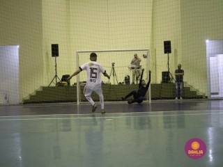 
<a style='margin-left: 5px;' class='btn btn-xs btn-social btn-facebook' href='https://www.facebook.com/sharer/sharer.php?u=https://boladovale.com.br/imgs/800-800-90/conteudo/fotos/1586/img6235.jpg' rel='popup' data-width='500' data-height='400'><i class='fa fa-facebook'></i>Compartilhar <span class='hidden-xs'>no Facebook</span>
</a> 
<a class='btn btn-default btn-xs' target='_blank' href='imgs/800-800-90/conteudo/fotos/1586/img6235.jpg'>
<span class='glyphicon glyphicon-cloud-download'></span> Salvar
</a> 
<span></span>