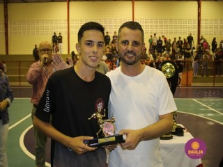 
<a style='margin-left: 5px;' class='btn btn-xs btn-social btn-facebook' href='https://www.facebook.com/sharer/sharer.php?u=https://boladovale.com.br/imgs/800-800-90/conteudo/fotos/1586/img6351.jpg' rel='popup' data-width='500' data-height='400'><i class='fa fa-facebook'></i>Compartilhar <span class='hidden-xs'>no Facebook</span>
</a> 
<a class='btn btn-default btn-xs' target='_blank' href='imgs/800-800-90/conteudo/fotos/1586/img6351.jpg'>
<span class='glyphicon glyphicon-cloud-download'></span> Salvar
</a> 
<span></span>