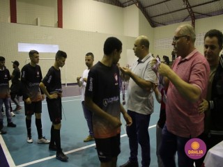 
<a style='margin-left: 5px;' class='btn btn-xs btn-social btn-facebook' href='https://www.facebook.com/sharer/sharer.php?u=https://boladovale.com.br/imgs/800-800-90/conteudo/fotos/1586/img6358.jpg' rel='popup' data-width='500' data-height='400'><i class='fa fa-facebook'></i>Compartilhar <span class='hidden-xs'>no Facebook</span>
</a> 
<a class='btn btn-default btn-xs' target='_blank' href='imgs/800-800-90/conteudo/fotos/1586/img6358.jpg'>
<span class='glyphicon glyphicon-cloud-download'></span> Salvar
</a> 
<span></span>