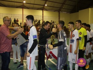 
<a style='margin-left: 5px;' class='btn btn-xs btn-social btn-facebook' href='https://www.facebook.com/sharer/sharer.php?u=https://boladovale.com.br/imgs/800-800-90/conteudo/fotos/1586/img6379.jpg' rel='popup' data-width='500' data-height='400'><i class='fa fa-facebook'></i>Compartilhar <span class='hidden-xs'>no Facebook</span>
</a> 
<a class='btn btn-default btn-xs' target='_blank' href='imgs/800-800-90/conteudo/fotos/1586/img6379.jpg'>
<span class='glyphicon glyphicon-cloud-download'></span> Salvar
</a> 
<span></span>