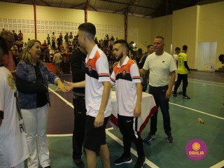 
<a style='margin-left: 5px;' class='btn btn-xs btn-social btn-facebook' href='https://www.facebook.com/sharer/sharer.php?u=https://boladovale.com.br/imgs/800-800-90/conteudo/fotos/1586/img6397.jpg' rel='popup' data-width='500' data-height='400'><i class='fa fa-facebook'></i>Compartilhar <span class='hidden-xs'>no Facebook</span>
</a> 
<a class='btn btn-default btn-xs' target='_blank' href='imgs/800-800-90/conteudo/fotos/1586/img6397.jpg'>
<span class='glyphicon glyphicon-cloud-download'></span> Salvar
</a> 
<span></span>