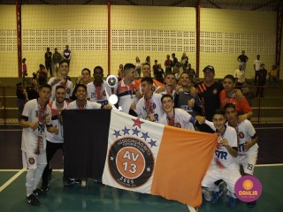 
<a style='margin-left: 5px;' class='btn btn-xs btn-social btn-facebook' href='https://www.facebook.com/sharer/sharer.php?u=https://boladovale.com.br/imgs/800-800-90/conteudo/fotos/1586/img6436.jpg' rel='popup' data-width='500' data-height='400'><i class='fa fa-facebook'></i>Compartilhar <span class='hidden-xs'>no Facebook</span>
</a> 
<a class='btn btn-default btn-xs' target='_blank' href='imgs/800-800-90/conteudo/fotos/1586/img6436.jpg'>
<span class='glyphicon glyphicon-cloud-download'></span> Salvar
</a> 
<span></span>