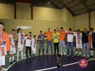 
<a style='margin-left: 5px;' class='btn btn-xs btn-social btn-facebook' href='https://www.facebook.com/sharer/sharer.php?u=https://boladovale.com.br/imgs/800-800-90/conteudo/fotos/1586/img6474.jpg' rel='popup' data-width='500' data-height='400'><i class='fa fa-facebook'></i>Compartilhar <span class='hidden-xs'>no Facebook</span>
</a> 
<a class='btn btn-default btn-xs' target='_blank' href='imgs/800-800-90/conteudo/fotos/1586/img6474.jpg'>
<span class='glyphicon glyphicon-cloud-download'></span> Salvar
</a> 
<span></span>