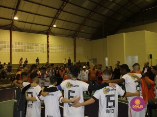 
<a style='margin-left: 5px;' class='btn btn-xs btn-social btn-facebook' href='https://www.facebook.com/sharer/sharer.php?u=https://boladovale.com.br/imgs/800-800-90/conteudo/fotos/1586/img6478.jpg' rel='popup' data-width='500' data-height='400'><i class='fa fa-facebook'></i>Compartilhar <span class='hidden-xs'>no Facebook</span>
</a> 
<a class='btn btn-default btn-xs' target='_blank' href='imgs/800-800-90/conteudo/fotos/1586/img6478.jpg'>
<span class='glyphicon glyphicon-cloud-download'></span> Salvar
</a> 
<span></span>