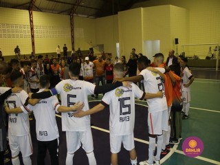 
<a style='margin-left: 5px;' class='btn btn-xs btn-social btn-facebook' href='https://www.facebook.com/sharer/sharer.php?u=https://boladovale.com.br/imgs/800-800-90/conteudo/fotos/1586/img6479.jpg' rel='popup' data-width='500' data-height='400'><i class='fa fa-facebook'></i>Compartilhar <span class='hidden-xs'>no Facebook</span>
</a> 
<a class='btn btn-default btn-xs' target='_blank' href='imgs/800-800-90/conteudo/fotos/1586/img6479.jpg'>
<span class='glyphicon glyphicon-cloud-download'></span> Salvar
</a> 
<span></span>