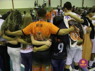 
<a style='margin-left: 5px;' class='btn btn-xs btn-social btn-facebook' href='https://www.facebook.com/sharer/sharer.php?u=https://boladovale.com.br/imgs/800-800-90/conteudo/fotos/1586/img6487.jpg' rel='popup' data-width='500' data-height='400'><i class='fa fa-facebook'></i>Compartilhar <span class='hidden-xs'>no Facebook</span>
</a> 
<a class='btn btn-default btn-xs' target='_blank' href='imgs/800-800-90/conteudo/fotos/1586/img6487.jpg'>
<span class='glyphicon glyphicon-cloud-download'></span> Salvar
</a> 
<span></span>