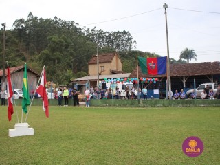 
<a style='margin-left: 5px;' class='btn btn-xs btn-social btn-facebook' href='https://www.facebook.com/sharer/sharer.php?u=https://boladovale.com.br/imgs/800-800-90/conteudo/fotos/1587/img6653.jpg' rel='popup' data-width='500' data-height='400'><i class='fa fa-facebook'></i>Compartilhar <span class='hidden-xs'>no Facebook</span>
</a> 
<a class='btn btn-default btn-xs' target='_blank' href='imgs/800-800-90/conteudo/fotos/1587/img6653.jpg'>
<span class='glyphicon glyphicon-cloud-download'></span> Salvar
</a> 
<span></span>