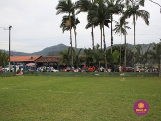 
<a style='margin-left: 5px;' class='btn btn-xs btn-social btn-facebook' href='https://www.facebook.com/sharer/sharer.php?u=https://boladovale.com.br/imgs/800-800-90/conteudo/fotos/1587/img6654.jpg' rel='popup' data-width='500' data-height='400'><i class='fa fa-facebook'></i>Compartilhar <span class='hidden-xs'>no Facebook</span>
</a> 
<a class='btn btn-default btn-xs' target='_blank' href='imgs/800-800-90/conteudo/fotos/1587/img6654.jpg'>
<span class='glyphicon glyphicon-cloud-download'></span> Salvar
</a> 
<span></span>
