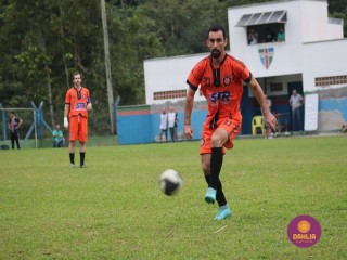 
<a style='margin-left: 5px;' class='btn btn-xs btn-social btn-facebook' href='https://www.facebook.com/sharer/sharer.php?u=https://boladovale.com.br/imgs/800-800-90/conteudo/fotos/1587/img6876.jpg' rel='popup' data-width='500' data-height='400'><i class='fa fa-facebook'></i>Compartilhar <span class='hidden-xs'>no Facebook</span>
</a> 
<a class='btn btn-default btn-xs' target='_blank' href='imgs/800-800-90/conteudo/fotos/1587/img6876.jpg'>
<span class='glyphicon glyphicon-cloud-download'></span> Salvar
</a> 
<span></span>