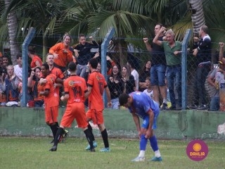 
<a style='margin-left: 5px;' class='btn btn-xs btn-social btn-facebook' href='https://www.facebook.com/sharer/sharer.php?u=https://boladovale.com.br/imgs/800-800-90/conteudo/fotos/1587/img6897.jpg' rel='popup' data-width='500' data-height='400'><i class='fa fa-facebook'></i>Compartilhar <span class='hidden-xs'>no Facebook</span>
</a> 
<a class='btn btn-default btn-xs' target='_blank' href='imgs/800-800-90/conteudo/fotos/1587/img6897.jpg'>
<span class='glyphicon glyphicon-cloud-download'></span> Salvar
</a> 
<span></span>