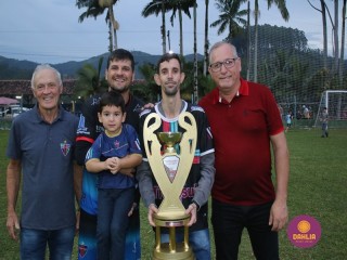 
<a style='margin-left: 5px;' class='btn btn-xs btn-social btn-facebook' href='https://www.facebook.com/sharer/sharer.php?u=https://boladovale.com.br/imgs/800-800-90/conteudo/fotos/1588/img7126.jpg' rel='popup' data-width='500' data-height='400'><i class='fa fa-facebook'></i>Compartilhar <span class='hidden-xs'>no Facebook</span>
</a> 
<a class='btn btn-default btn-xs' target='_blank' href='imgs/800-800-90/conteudo/fotos/1588/img7126.jpg'>
<span class='glyphicon glyphicon-cloud-download'></span> Salvar
</a> 
<span></span>