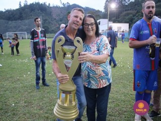 
<a style='margin-left: 5px;' class='btn btn-xs btn-social btn-facebook' href='https://www.facebook.com/sharer/sharer.php?u=https://boladovale.com.br/imgs/800-800-90/conteudo/fotos/1588/img7152.jpg' rel='popup' data-width='500' data-height='400'><i class='fa fa-facebook'></i>Compartilhar <span class='hidden-xs'>no Facebook</span>
</a> 
<a class='btn btn-default btn-xs' target='_blank' href='imgs/800-800-90/conteudo/fotos/1588/img7152.jpg'>
<span class='glyphicon glyphicon-cloud-download'></span> Salvar
</a> 
<span></span>